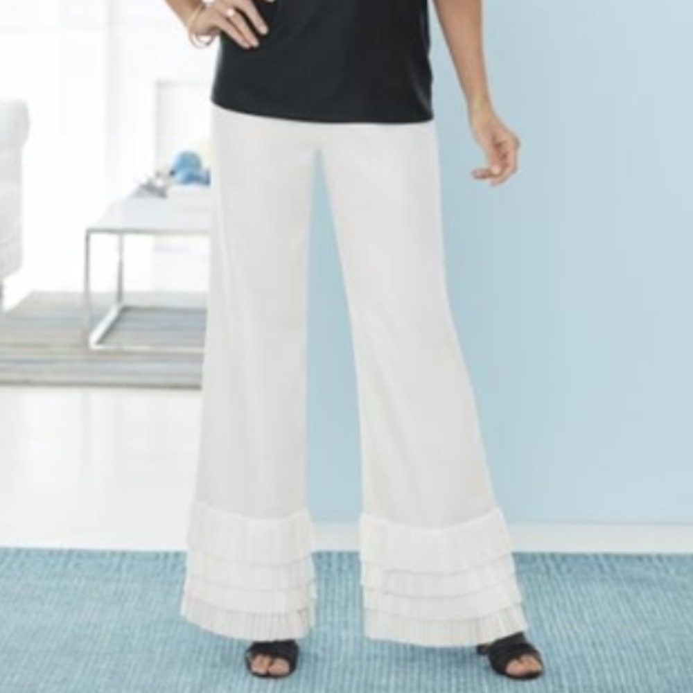 Masseys Women's Pleated-Trim Pant White 8